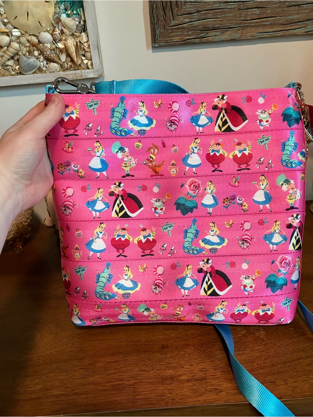 Harveys Seatbelt Disney Alice in Wonderland Pink Crossbody Bag with Blue Strap - Picture 5 of 6